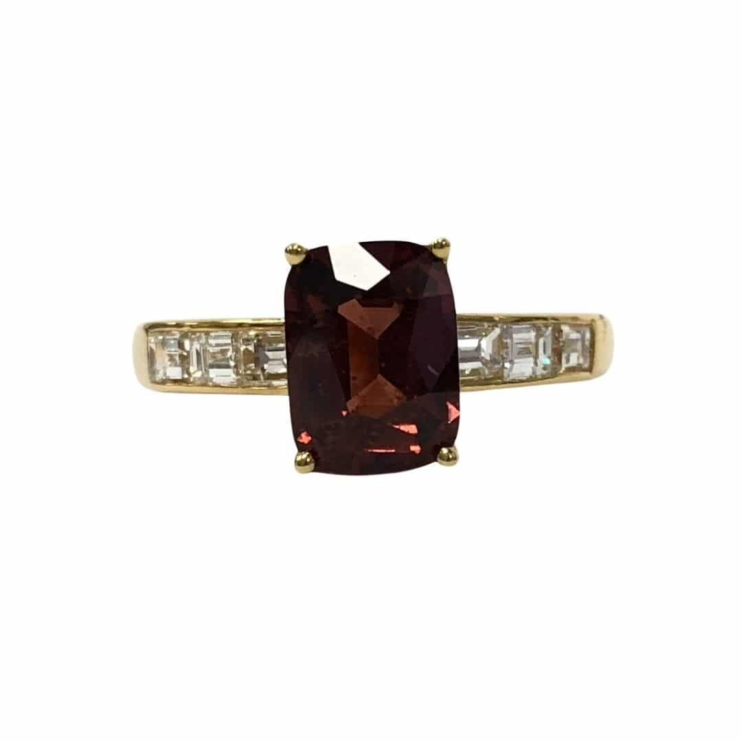 18KY No Heat Sapphire Diamond Ring